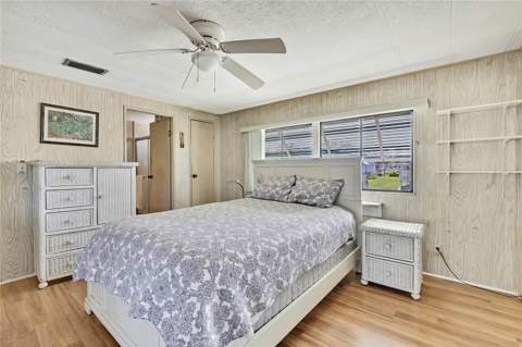 3141 Nantucket Drive, Holiday FL - photo 12 of 38