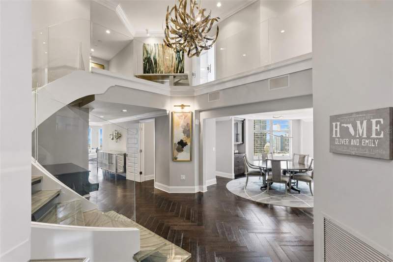 4 bedroom Condominium at 100 Beach Drive #1900, Florencia Condo, St Petersburg — photo 4