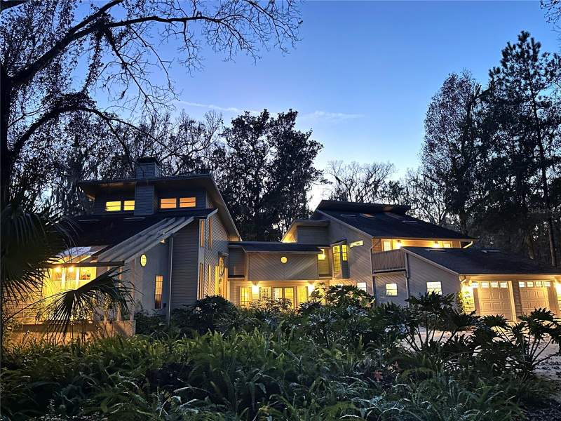 4 bedroom Single Family Residence at 4305 SW 20th Avenue, Oak Crk Caverns, Ocala — photo 2