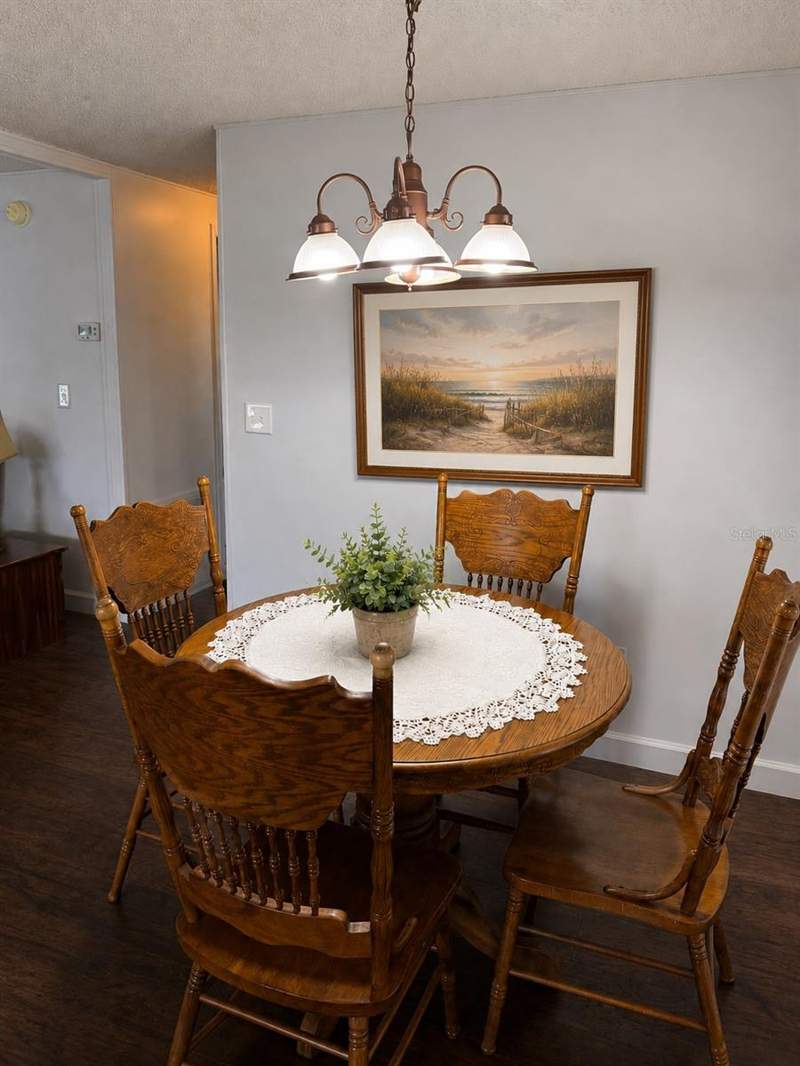 2 bedroom Manufactured Home at 1006 Oren Avenue, Orange Blossum, The Villages — photo 4