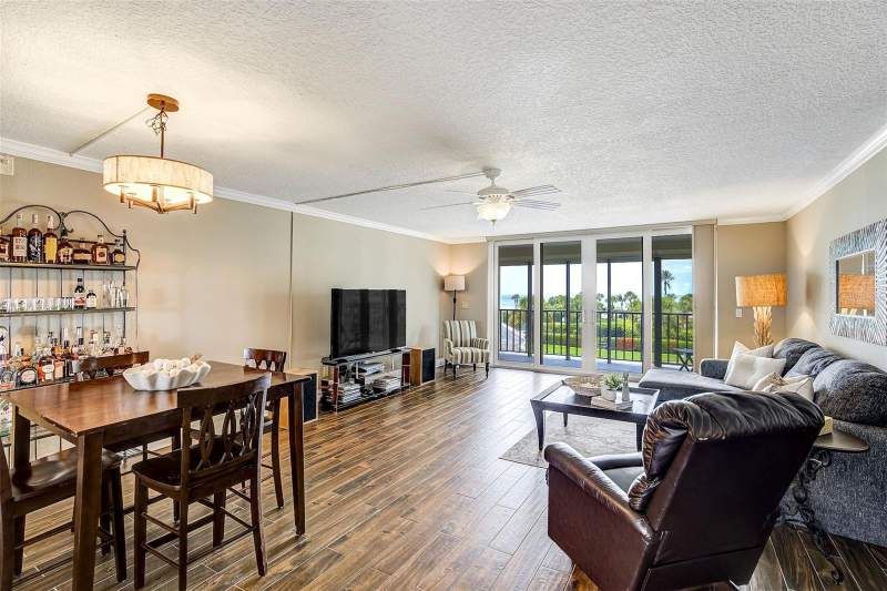 2 bedroom Condominium at 1581 Gulf Boulevard #203N, Harbour The Condo, Clearwater Beach — photo 4