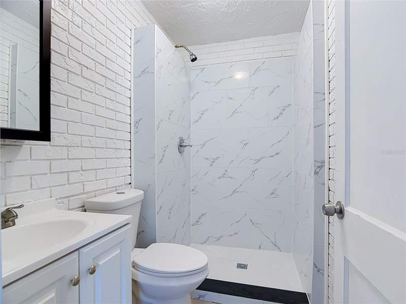 3 bedroom Single Family Residence at 709 Chestnut Road, St Neots Sub, Auburndale — photo 5