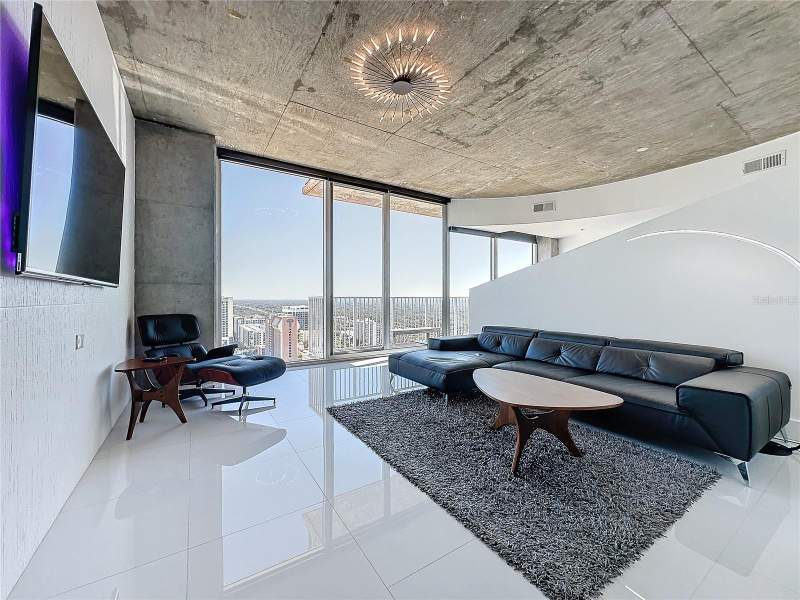 155 S COURT AVENUE #2111 home for sale in Solaire Plaza Condos for Sale: 16 Listings