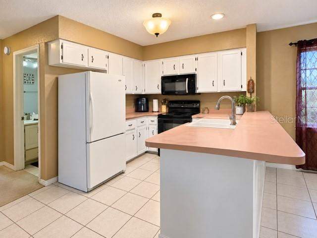 4 bedroom Single Family Residence at 2421 SW 147th Lane Road, Marion Oaks Un 03, Ocala — photo 3