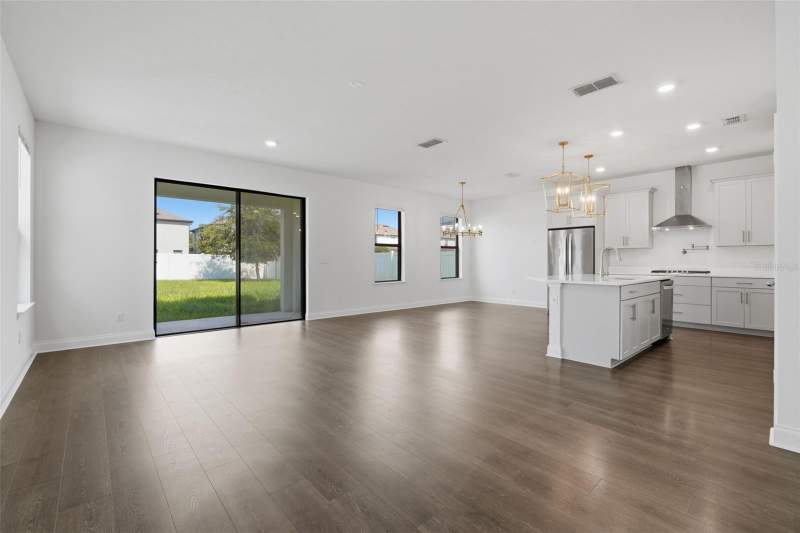4 bedroom Single Family Residence at 9535 Juniper Moss Circle, Moss Park Preserve Ph 2, Orlando — photo 4