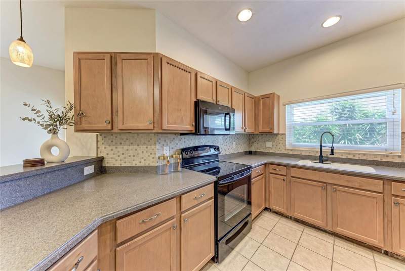 3 bedroom Townhouse at 1510 Grantham Drive, Bradford Manor Twnhms, Sarasota — photo 5