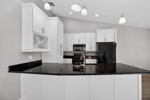 14617 Loridawn Drive #8, Seminole FL - photo 16 of 59