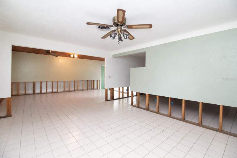 2 bedroom Single Family Residence at 525 HAMPTON AVENUE, EDGEMOOR ESTATES, ST PETERSBURG — photo 3