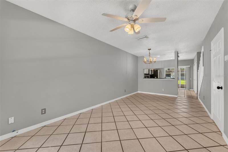 2 bedroom Townhouse at 17403 Flatwoods Key Drive, Hunters Key Twnhms At Nort, Tampa — photo 5
