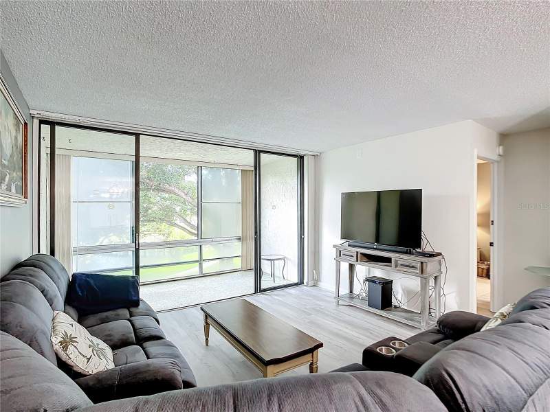 2 bedroom Condominium at 14130 Rosemary Lane #3215, Lakeview Of Largo, Largo — photo 5