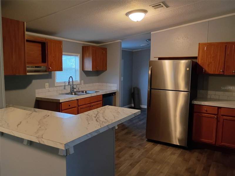 4 bedroom Manufactured Home at 7715 Glen Meadow Drive, Country View Estates, Lakeland — photo 2