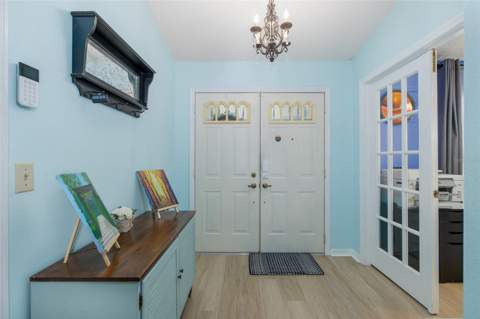 4515 County Breeze Drive, New Port Richey FL - photo 8 of 82