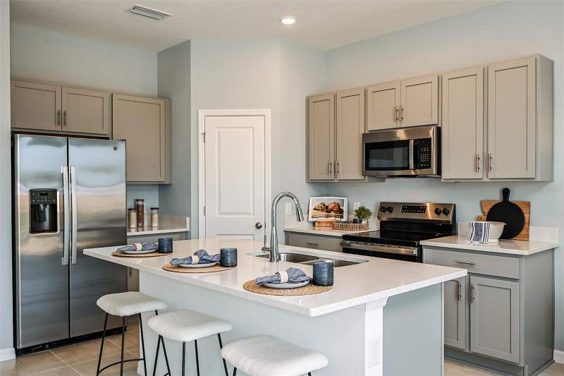 3 bedroom Townhouse at 7603 Waterscape Drive, Waterstone, Groveland — photo 3