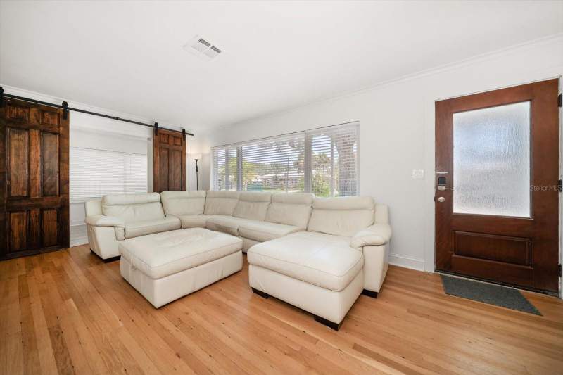 4 bedroom Single Family Residence at 745 Bruce Avenue, Mandalay Sub, Clearwater Beach — photo 4