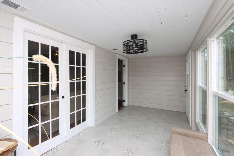 3 bedroom Single Family Residence at 1532 13th Street, Chambers 1st Add To Hollywood, St Petersburg — photo 3