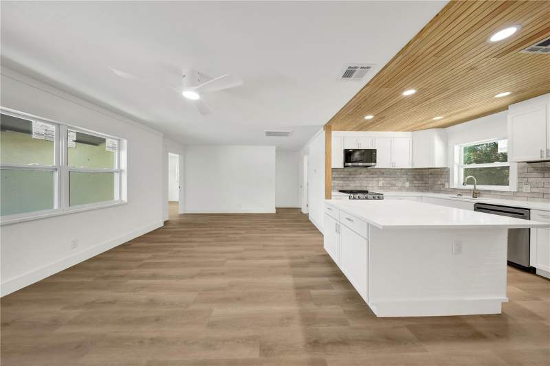 4 bedroom Single Family Residence at 2264 Winchester Drive, Winchester Park North, Dunedin — photo 5