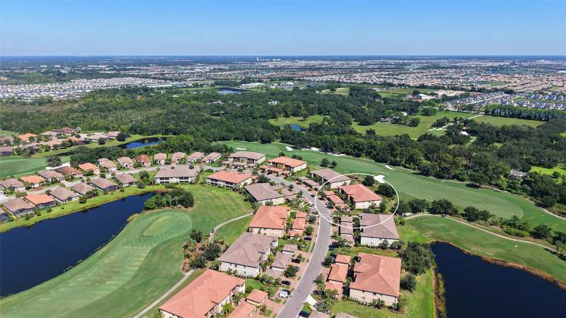 2 bedroom Condominium at 13810 Messina Loop #203, Esplanade Golf And Country Club, Lakewood Ranch — photo 4