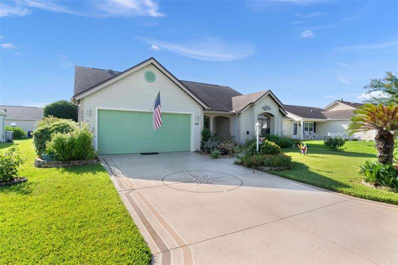 2 bedroom Single Family Residence at 611 Lisbon Lane, The Villages, The Villages — photo 4