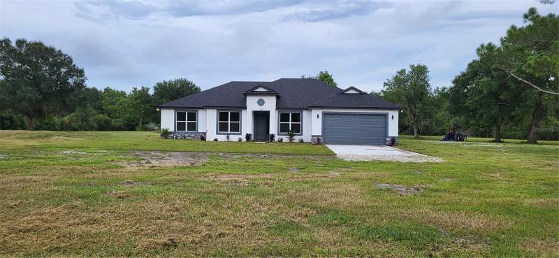 4 bedroom Single Family Residence at 1685 E Osceola Road, Osceola Bluff South 5 Acre Dev 86 Parcels, Geneva — photo 2