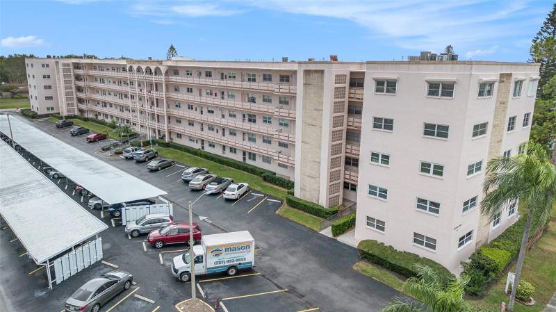 2 bedroom Condominium at 5623 80th Street #211, Five Towns Of St Pete, St Petersburg — photo 2