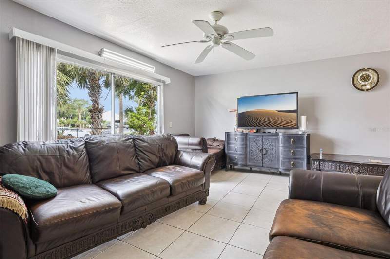 2 bedroom Townhouse at 2460 SUMMERFIELD WAY, SUMMERFIELD TWNHMS, KISSIMMEE — photo 5