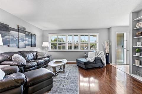 179 Sunshine Dr, Palm Harbor FL - photo 6 of 6