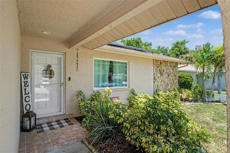 4 bedroom Single Family Residence at 2627 Surrey Drive, Country Grove Sub, Palm Harbor — photo 3