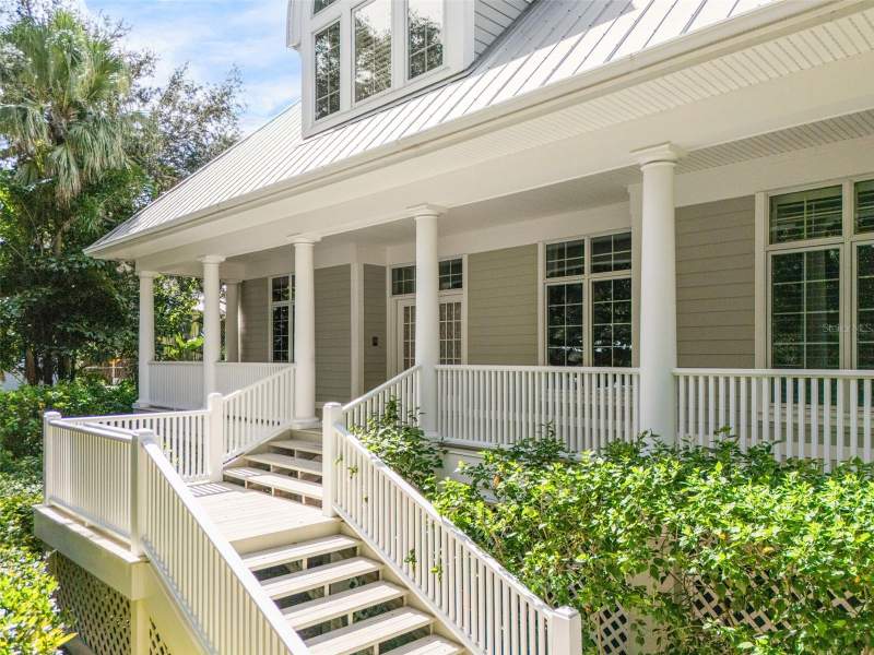 4 bedroom Single Family Residence at 8846 Fishermens Bay Drive, Fishermens Bay, Sarasota — photo 3