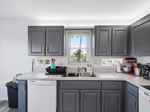 3417 Fernleaf Drive, Hernando Beach FL - photo 15 of 71