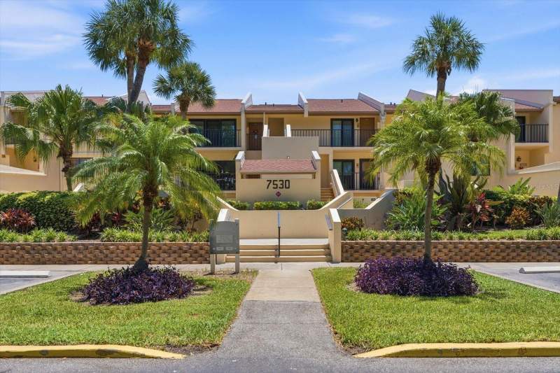 1 bedroom Condominium at 7530 Sunshine Skyway Lane #T30, Seapointe Terrace Condo, St Petersburg — photo 2