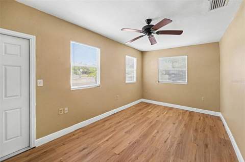 7924 Bahia Avenue, Tampa FL - photo 14 of 30