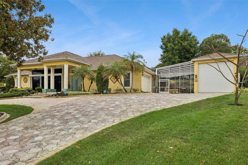 4 bedroom Single Family Residence at 12128 Lakeshore Drive, Na, Clermont — photo 2