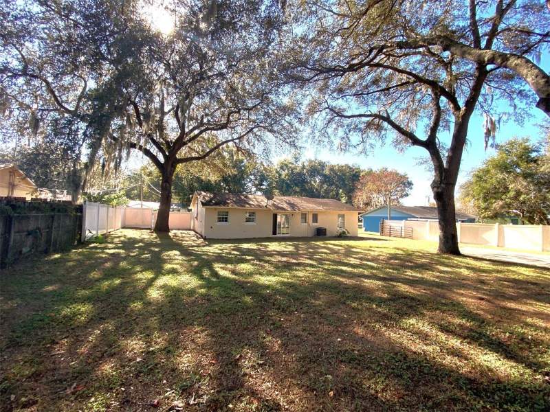 4 bedroom Single Family Residence at 11585 SE 129th Lane, Lakeview Hills, Ocklawaha — photo 4