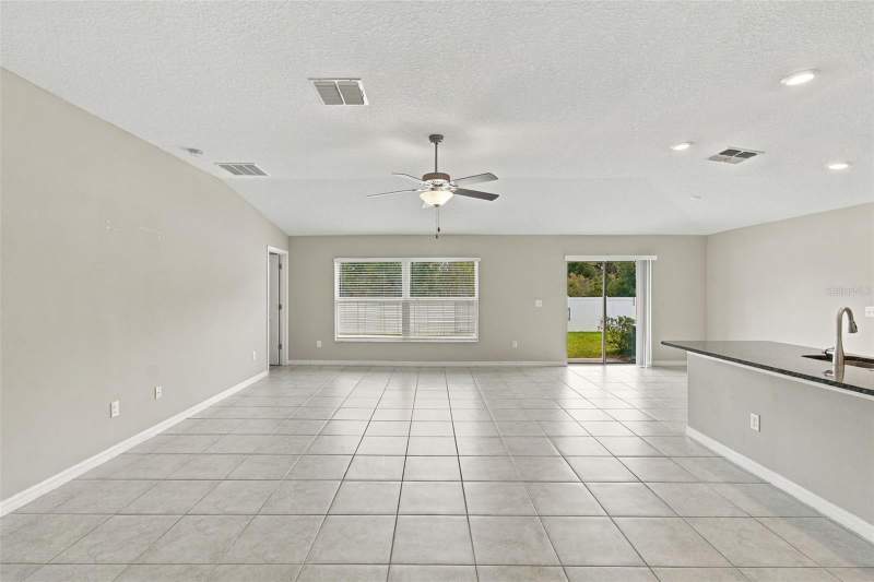 4 bedroom Single Family Residence at 12903 Wildflower Meadow Drive, Triple Crk Ph 6 Village H, Riverview — photo 5
