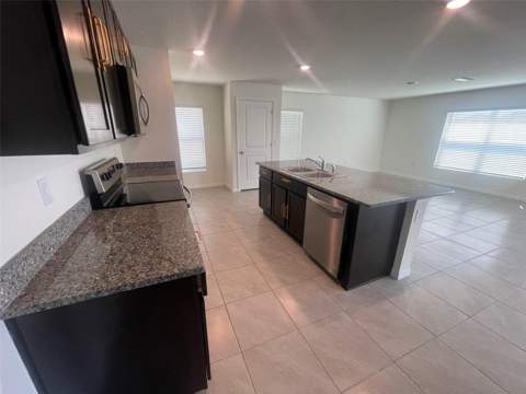 35288 Spruce Knob Court, Dade City FL - photo 9 of 93