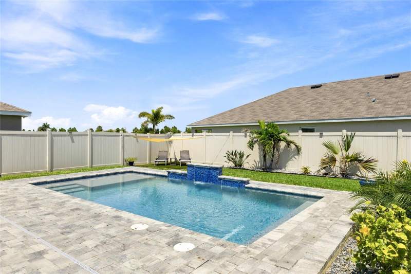 4 bedroom Single Family Residence at 12272 High Rock Way, Bella Lago, Parrish — photo 2