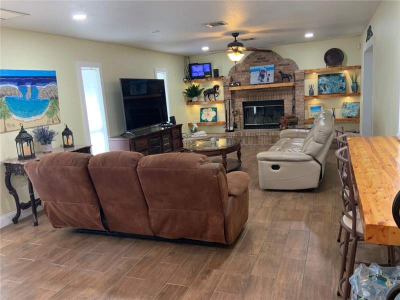 4 bedroom Single Family Residence at 39742 Gella Way, Lakeview Acres Unit 01, Lady Lake — photo 4