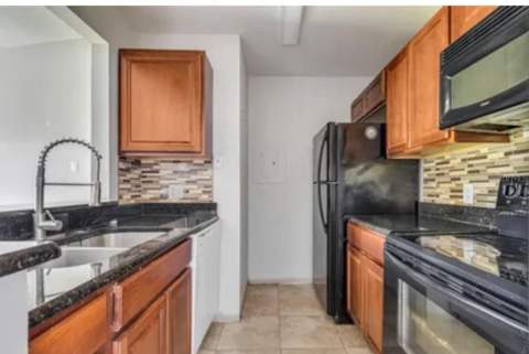 3827 Bay Club Circle #204, Kissimmee FL - photo 23 of 28