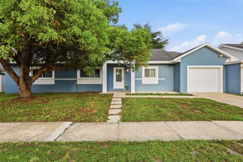 3 bedroom Single Family Residence at 8405 Oak Bluff Drive, Villages Southport Ph 01A, Orlando — photo 1