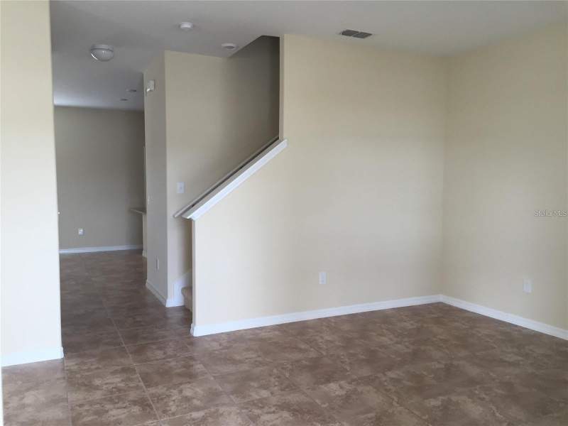 3 bedroom Townhouse at 5618 Water Rose Road, Signature Lakes Ph 3B-6, Winter Garden — photo 4