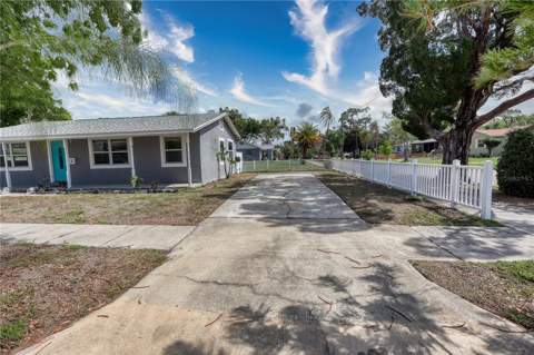 116 44th Street, St Petersburg FL - photo 6 of 67