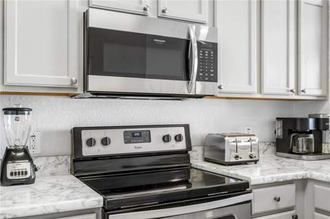 7677 Fitzclarence Street, Kissimmee FL - photo 9 of 45