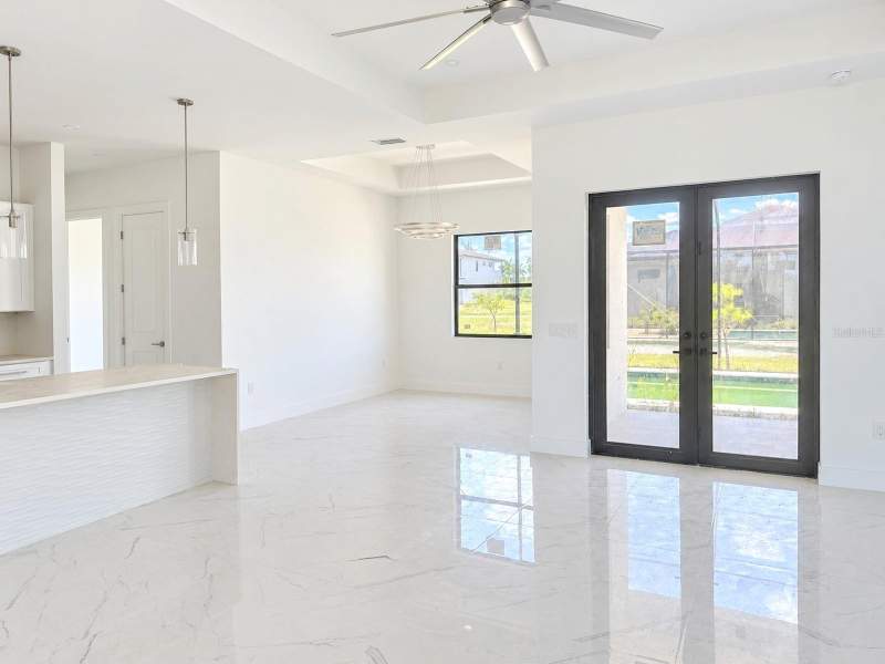 4 bedroom Single Family Residence at 2327 NW 37th Avenue, Cape Coral, Cape Coral — photo 3