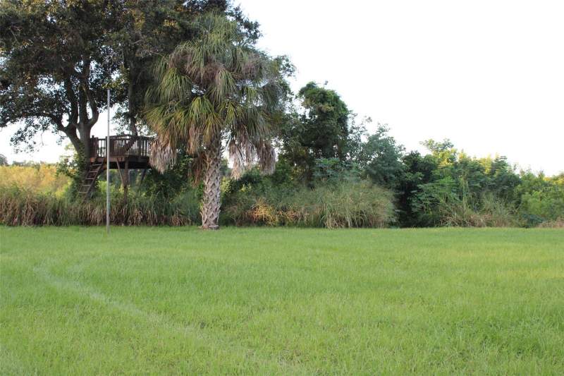 3 bedroom Single Family Residence at 1304 Alameda Avenue, Del Oro Groves 1st Add, Clearwater — photo 4