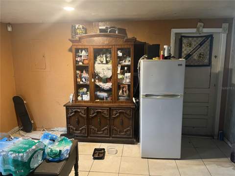 1127 Auburn Street, Clearwater FL - photo 6 of 6