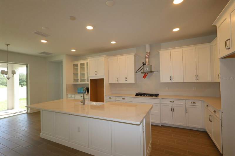 4 bedroom Single Family Residence at 3850 WOLVES CREEK PLACE, WILLOW RUN, APOPKA — photo 5