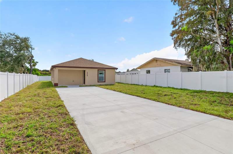 3 bedroom Single Family Residence at 2426 6th St NE, Smart Sub Pb 10 Pg 10, Winter Haven — photo 2