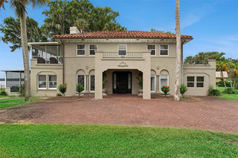 4 bedroom Single Family Residence at 801 Lake Shore Drive, Palmora Park, Leesburg — photo 2