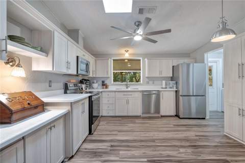 37820 Ridgecrest Lane, Lady Lake FL - photo 11 of 36