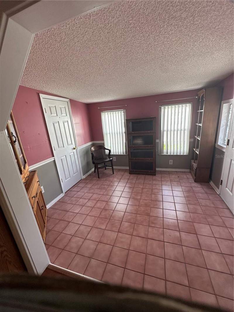 3 bedroom Manufactured Home at 907 Orchid Street, The Villages, Lady Lake — photo 4